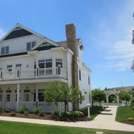 Buy this 4 bed condo on Southside Utility Corridor Trail in Sheboygan, WI 53081