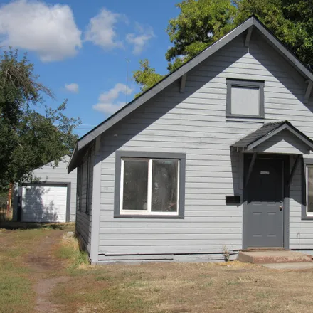 Buy this 2 bed house on 2059 Darrow Avenue in Klamath Falls, OR 97601