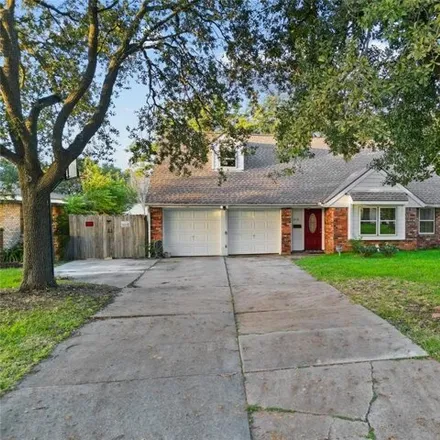 Image 2 - 1936 16th Avenue North, Texas City, TX 77590, USA - House for sale