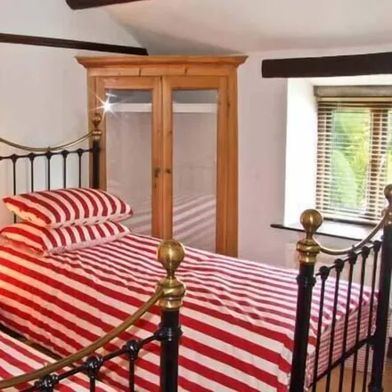 Rent this 2 bed duplex on Peak Forest in SK17 8EG, United Kingdom