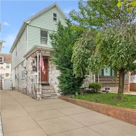Image 3 - 6418 Avenue T, New York, NY 11234, USA - House for sale