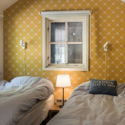 Rent this 3 bed house on 139 90 Värmdö kommun