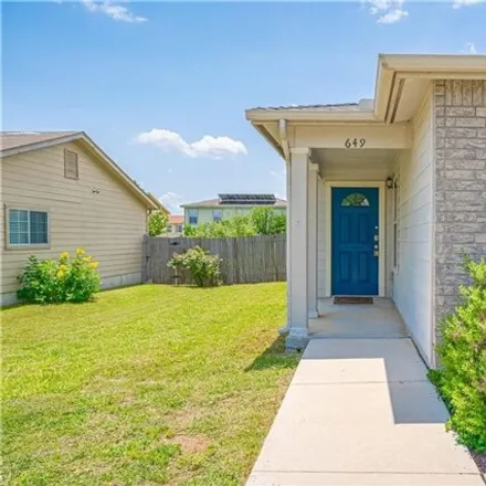 Image 3 - 649 Crosspoint Dr, New Braunfels, Texas, 78130 - House for sale