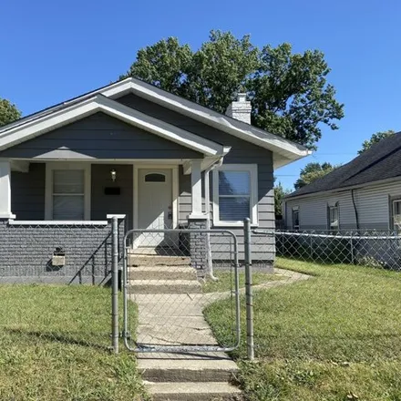 Buy this 2 bed house on 707 North Grant Avenue in Indianapolis, IN 46201