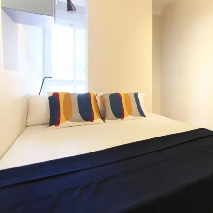 Rent this 9 bed room on Madrid in Calle de Guzmán el Bueno, 89