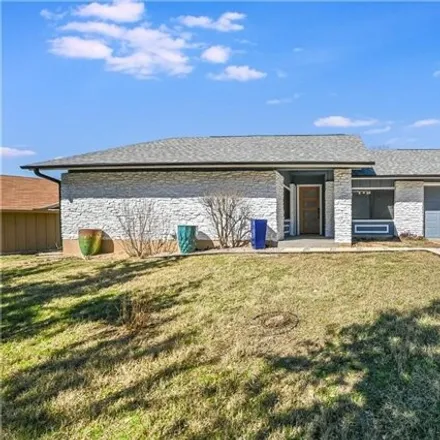 Image 1 - 6430 Bridgewater Drive, Austin, TX 78723, USA - House for sale