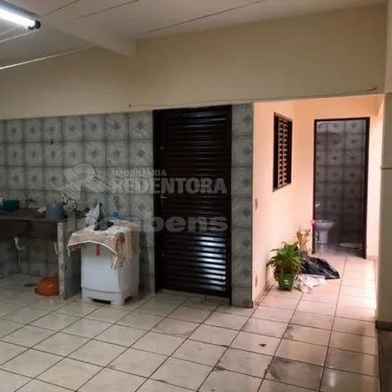 Buy this 3 bed house on Rua Maestro Artur Ranzini in Jardim Residencial das Laranjeiras, São José do Rio Preto - SP