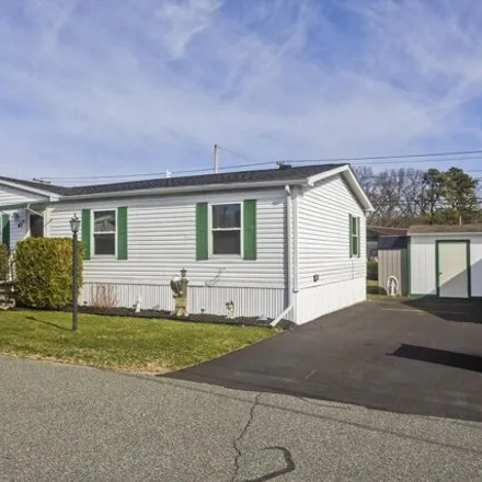 Image 3 - 43 Jubilee Way, Chicopee, MA 01020, USA - Apartment for sale