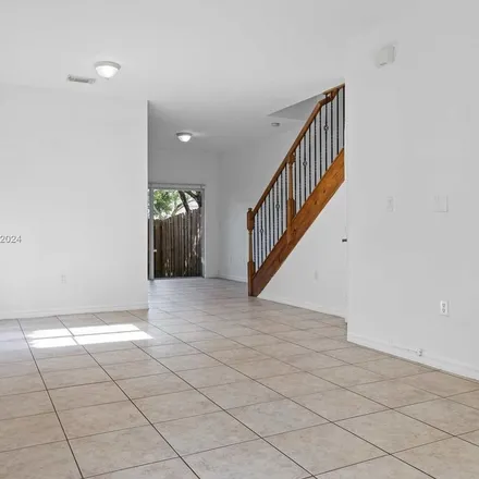 Image 1 - 10776 Northwest 83rd Terrace, Doral, FL 33178, USA - Townhouse for rent