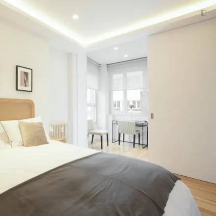 Rent this 2 bed apartment on Santander Bank in Calle de Miguel Ángel, 28000 Madrid