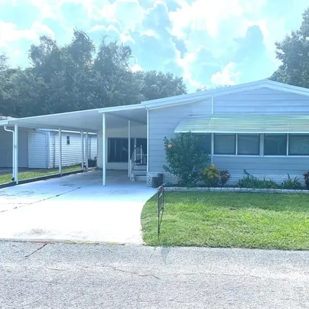 Buy this 3 bed house on 118 Lakeside Drive in Auburndale, FL 33823