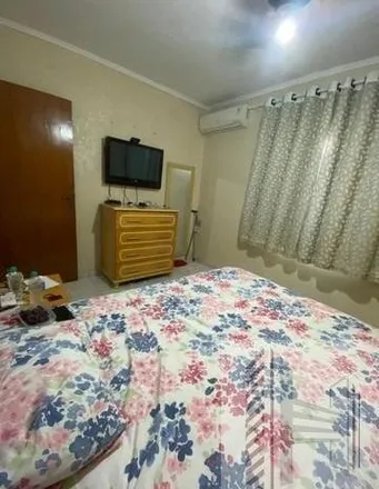 Buy this 2 bed house on Rua José Linhares in Vila Sônia, Piracicaba - SP