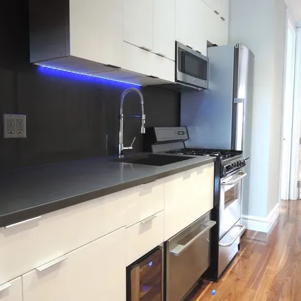 Rent this 4 bed apartment on 939 2nd Avenue in New York, NY 10022