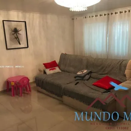 Buy this 2 bed house on Rua Jequitinhonha in Campestre, Santo André - SP