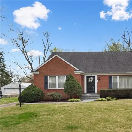 Buy this 4 bed house on 114 Julia Avenue in Signal Hill, Saint Clair County