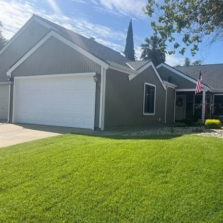 Rent this 3 bed house on 283 Yosemite Pl in Woodland, California