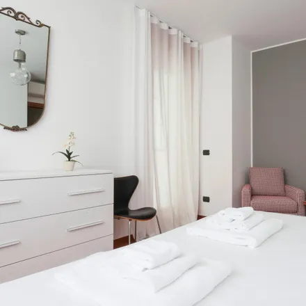 Image 7 - Via Gressoney, 20137 Milan MI, Italy - Apartment for rent