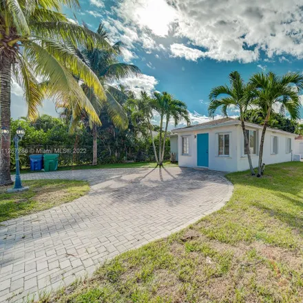 Image 2 - 412 Northwest 100th Street, Miami Shores, Miami-Dade County, FL 33150, USA - House for rent