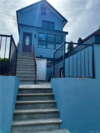 Buy this 7 bed house on 3226 Corlear Avenue in New York, NY 10463