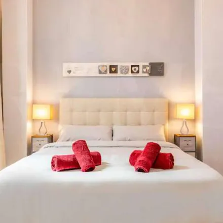 Rent this 1 bed apartment on Centro Histórico in Calle Mármoles, 29005 Málaga