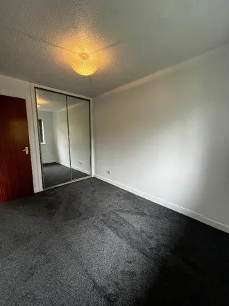 Image 5 - Camphill Court, Paisley, PA1 2PT, United Kingdom - Apartment for rent