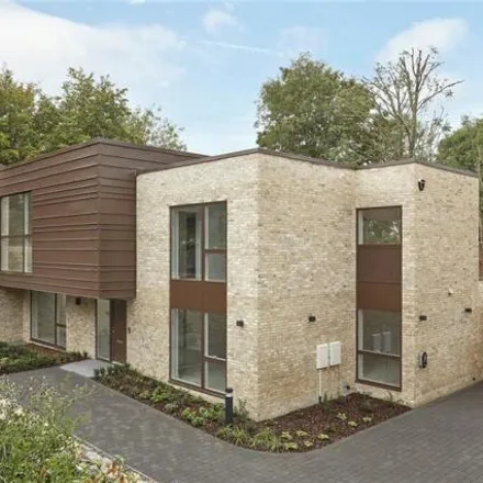 Buy this 4 bed house on 263 Queen Edith's Way in Cambridge, CB1 9NH