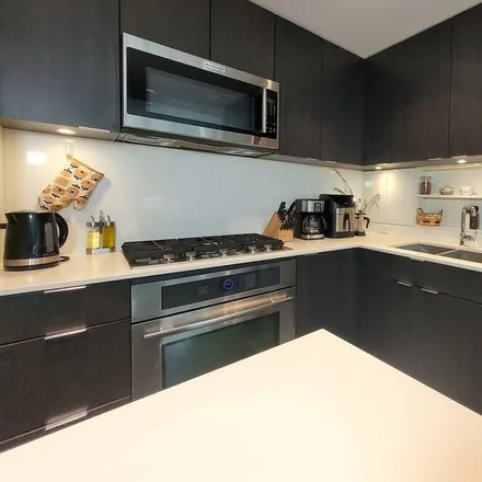 Image 3 - Vancouver, BC V6A 2W5, Canada - Townhouse for rent