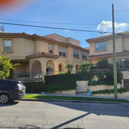 Rent this 3 bed house on 2982 Honolulu Avenue in Verdugo City, Glendale