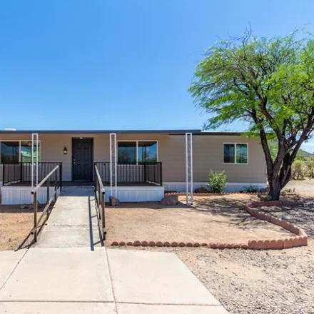 Buy this studio apartment on 8063 South Settler Avenue in Pima County, AZ 85746