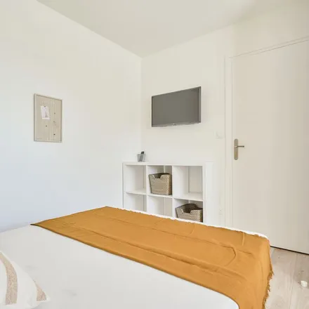 Rent this 1 bed apartment on 6 Rue du Dieu de Marcq in 59777 Lille, France