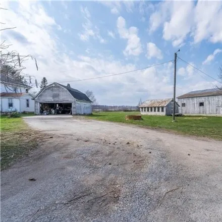 Image 2 - 21277 State Route 47, Logansville, Pleasant Township, OH 45340, USA - House for sale