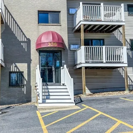 Buy this 2 bed condo on 336 East Main Street in Marlborough, MA 01772