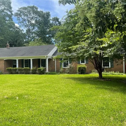 Buy this 4 bed house on 5013 Pinecroft Lane in Portsmouth City, VA 23703