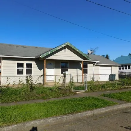 Buy this 2 bed house on 1419 Doborout Street in Myrtle Point, Coos County