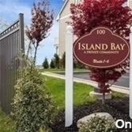 Image 1 - Island Bay, 100 Jamaica Avenue, Village of Island Park, Hempstead, NY 11558, USA - Townhouse for sale