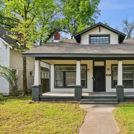 Buy this 3 bed house on 1583 Waverly Avenue in Memphis, TN 38106