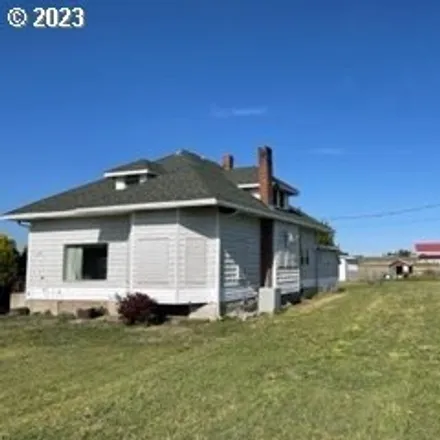 Buy this 4 bed house on Maple Drive in Goldendale, WA 98620