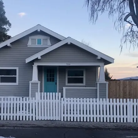 Buy this 3 bed house on 1098 South Railroad Avenue in Susanville, CA 96130