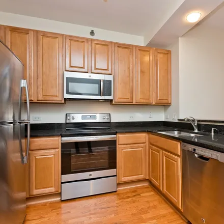 Rent this 1 bed condo on 1322 South Prairie Avenue