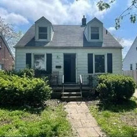 Buy this 3 bed house on 1541 Washington Avenue in Lincoln Park, MI 48146
