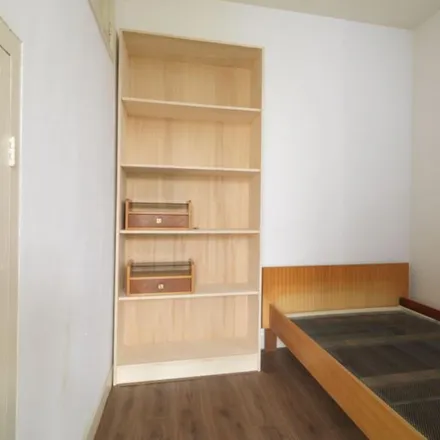 Rent this 5 bed room on Henegouwerlaan 66B in 3014 CD Rotterdam, Netherlands