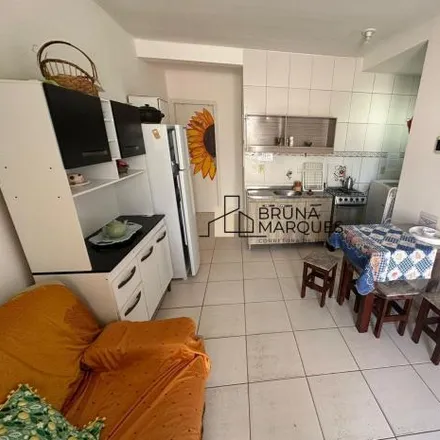 Buy this 1 bed apartment on Estacionamento Gilson in Servidão Ireno Luiz Martins, Ingleses do Rio Vermelho
