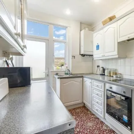 Image 4 - Great Cambridge Road, London, N17 8LT, United Kingdom - Townhouse for sale