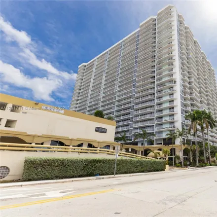 Image 4 - 7601 East Treasure Drive, North Bay Village, Miami-Dade County, FL 33141, USA - Condo for rent