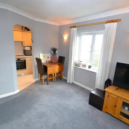 Rent this 1 bed apartment on Station Road in Borehamwood, WD6 1GQ