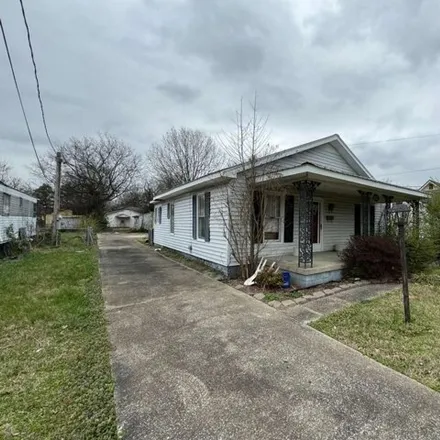 Buy this 2 bed house on 1133 Markham Avenue in Paducah, KY 42003