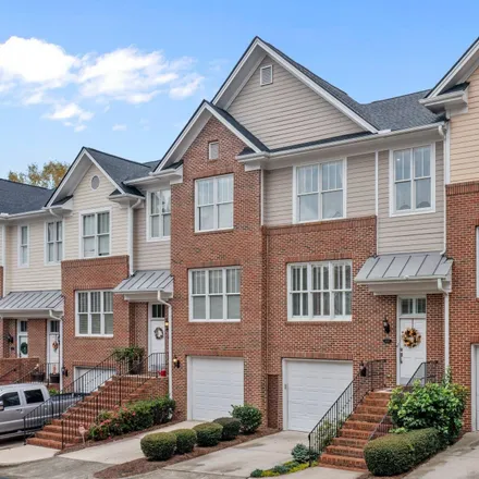 Image 2 - 6104 Shandwick Court, Raleigh, NC 27609, USA - Townhouse for sale