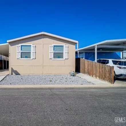 Buy this studio apartment on Welch Drive in Kern County, CA 93314