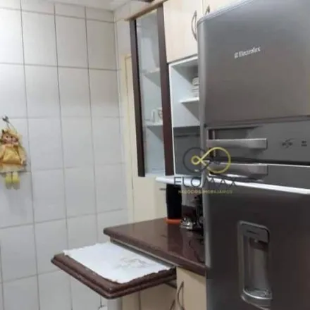 Buy this 3 bed house on Rua Aurora do Norte in Vila Barros, Guarulhos - SP