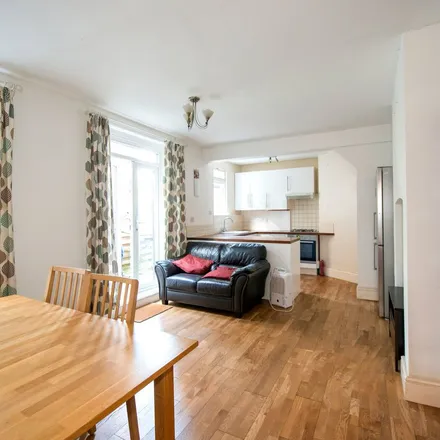 Rent this 2 bed apartment on 106-108 Emlyn Road in London, W12 9TA